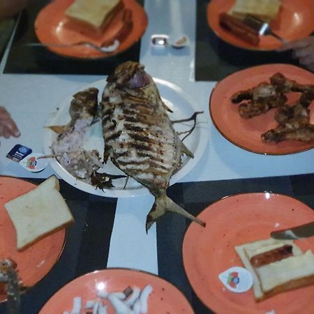 Maavaharu Guest House Himmafushi Bagian luar foto