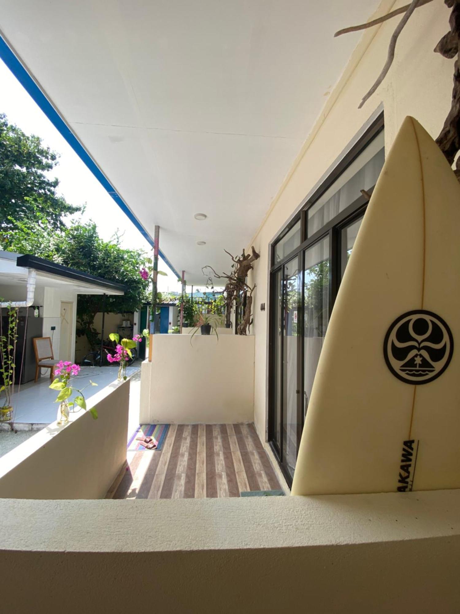 Maavaharu Guest House Himmafushi Bagian luar foto