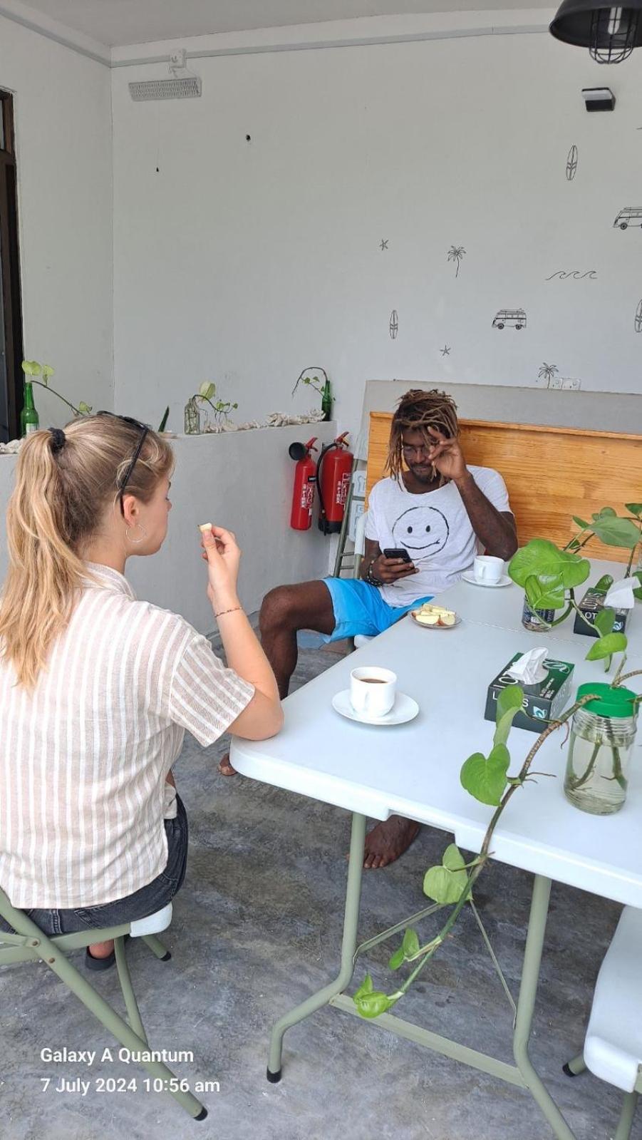 Maavaharu Guest House Himmafushi Bagian luar foto